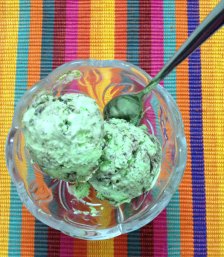 Fresh Mint & Chocolate Chunks Ice-cream1