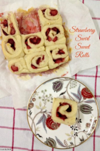 Strawberry Swirl Sweet Rolls3
